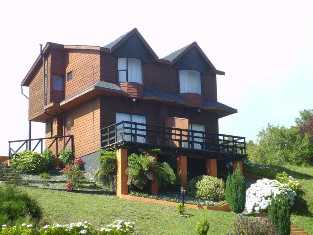 Boomerang Inn Пукон Экстерьер фото