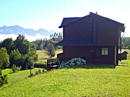 Boomerang Inn Пукон Экстерьер фото